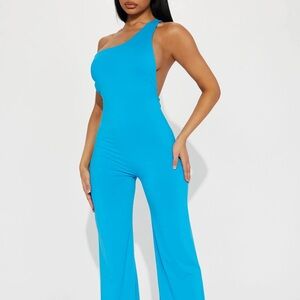Fashion nova jumpsuit